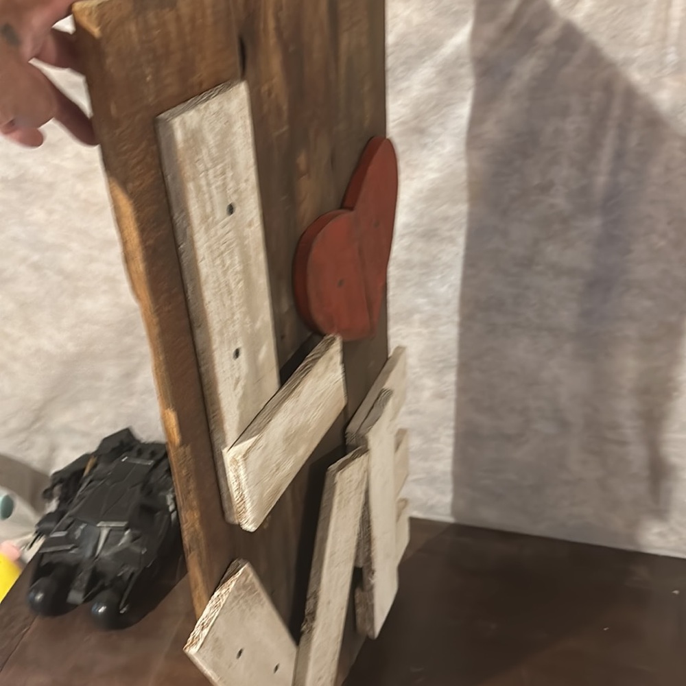 Rustic Love Sign - Picture 4 of 4